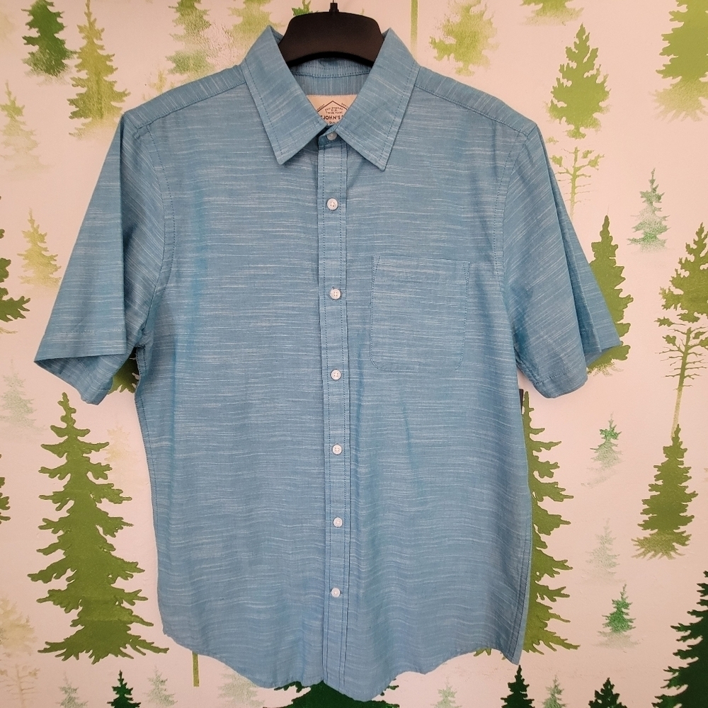 New  St John's Bay Short Sleeve Button-Down Shirt.